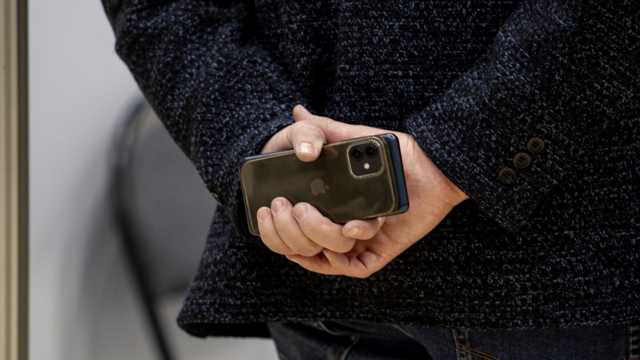 Россиян предостерегли от заражения гаджетов шпионским софтом