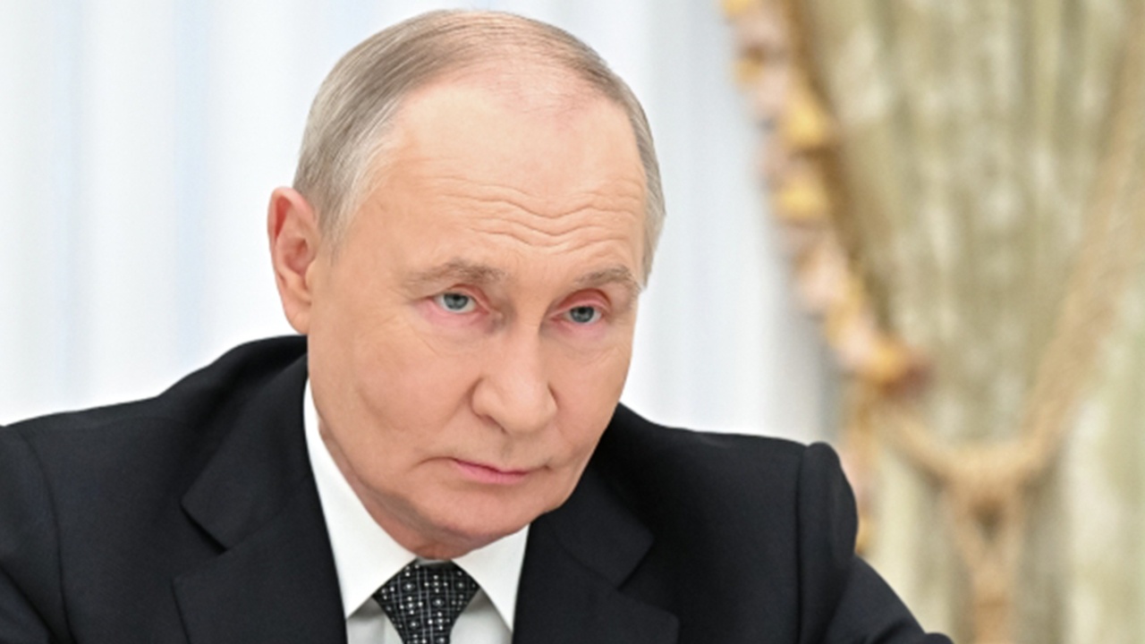 Путин: цепочку трагических событий на Украине запустил госпереворот в Киеве