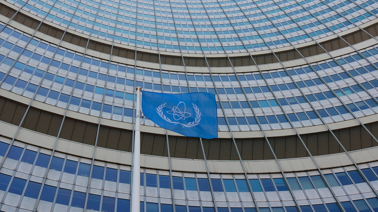 МАГАТЭ заявило о прекращении работы завода тяжелой воды в Хондабе