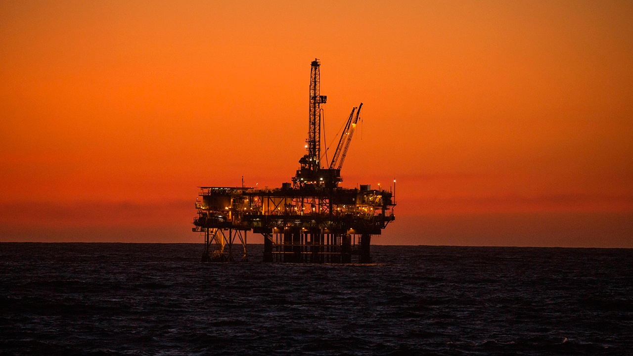 Цена нефти Brent превысила $115 за баррель