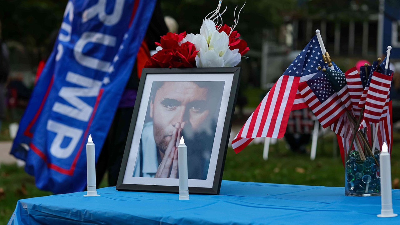 В США не смогли связать убившую Кирка пулю с оружием подозреваемого