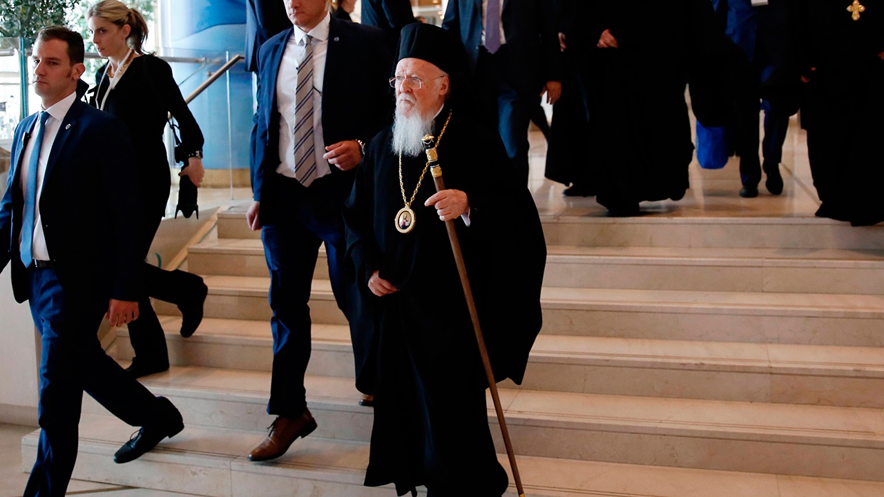 В СВР заявили о желании патриарха Варфоломея подчинить Грузинскую церковь