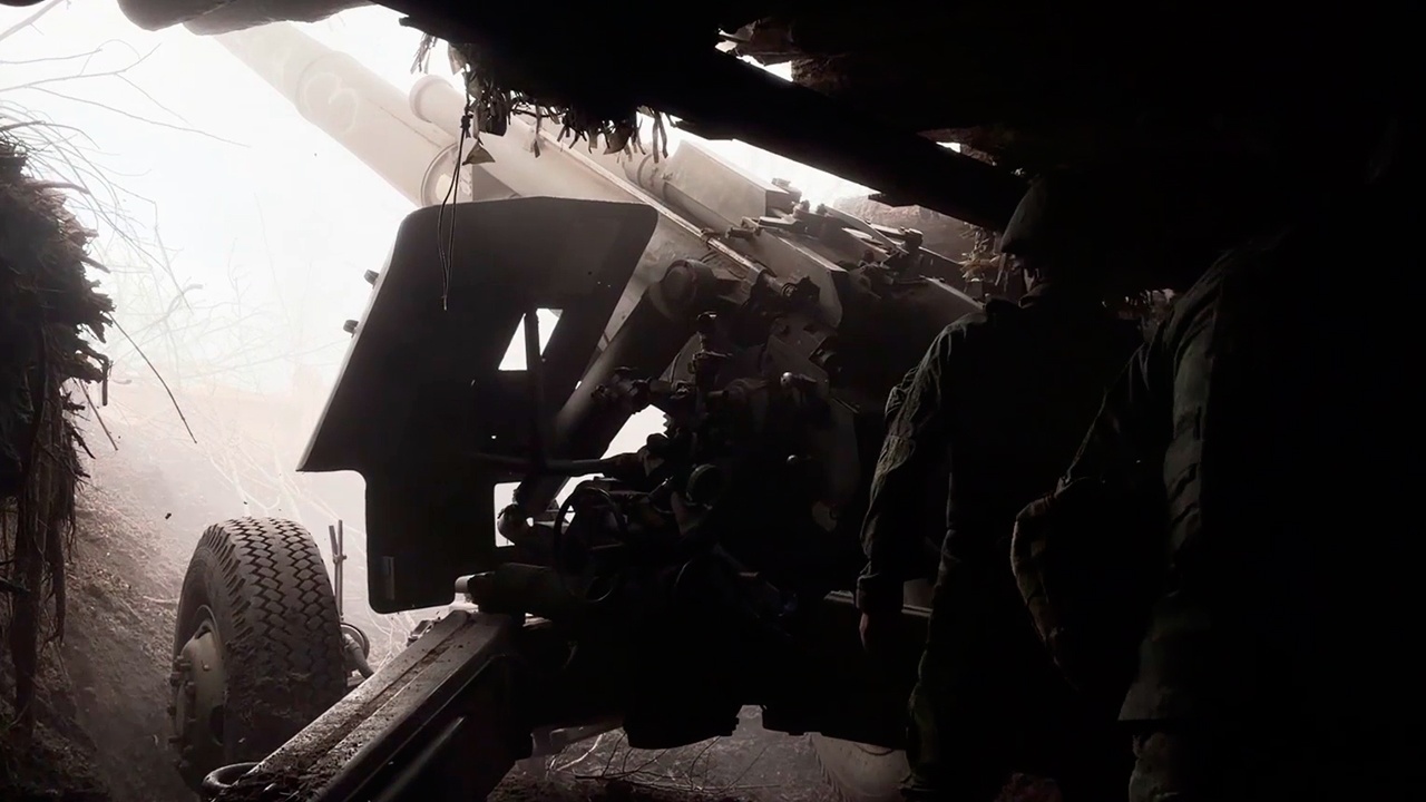 Расчет гаубицы «Мста-Б» уничтожил скопление боевиков в Херсонской области