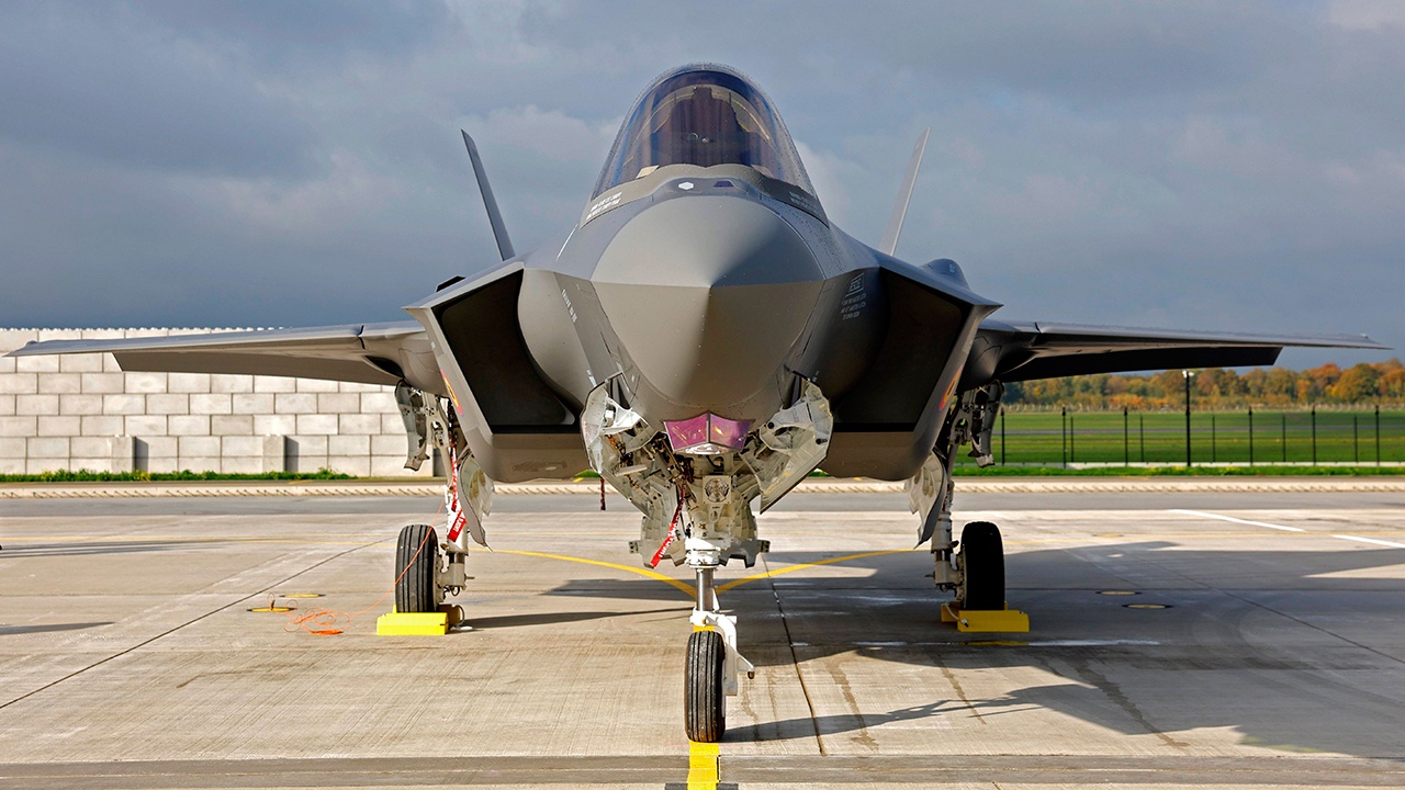 Истребитель F-35 потерпел крушение на тренировочном полигоне в Неваде