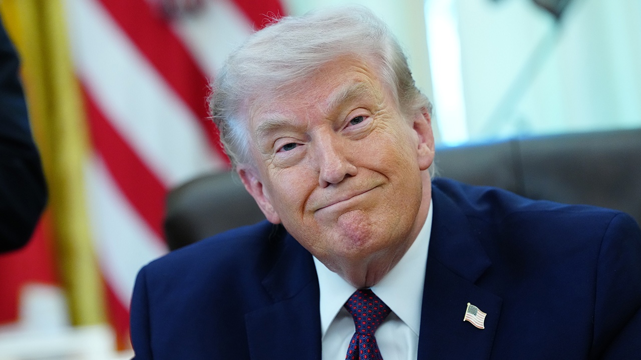 FT: Трамп пригрозил НАТО прекращением поставок оружия Киеву