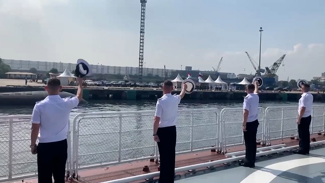 Отряд кораблей Тихоокеанского флота покинул Индонезию