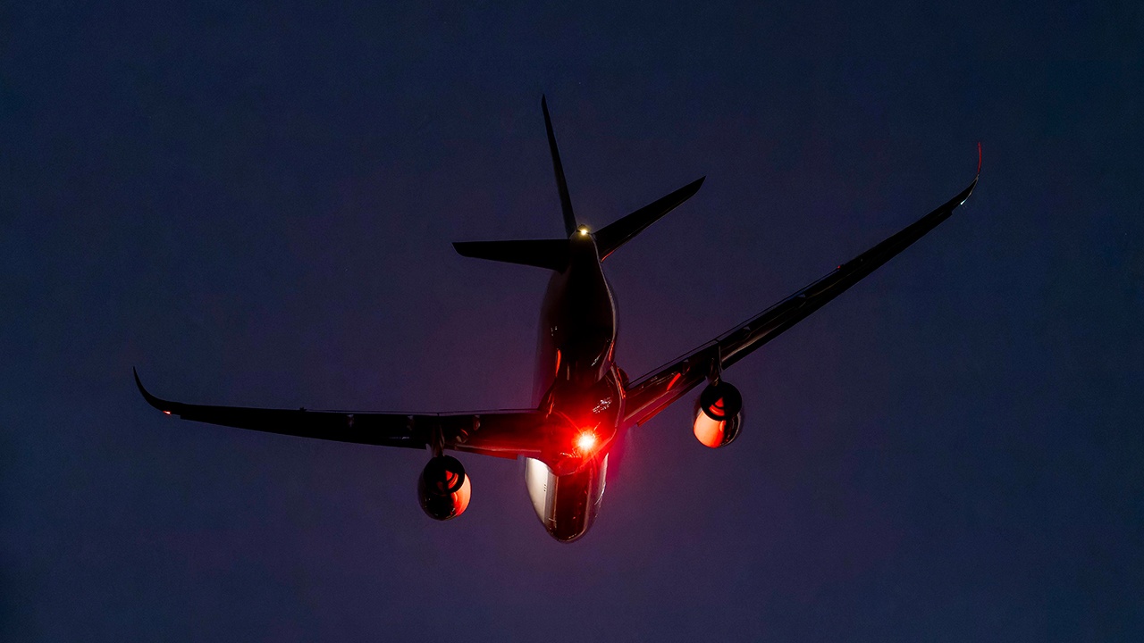 Цены на авиационный керосин в Европе достигли исторического максимума