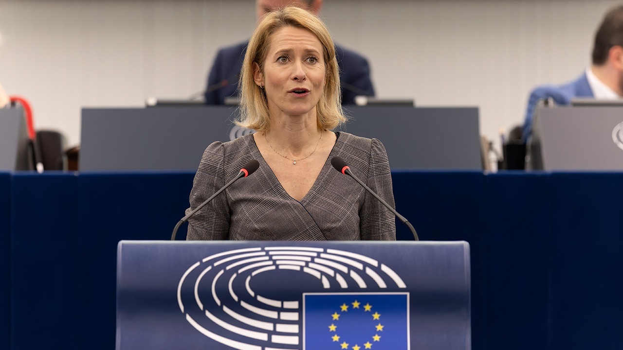 Ушаков предложил Каллас последовать своему совету и выпить