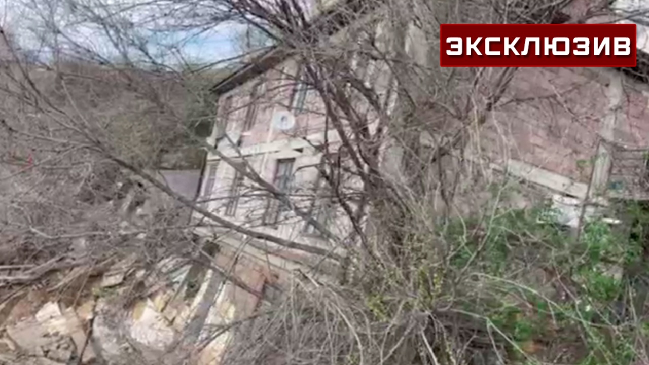 «Под фундаментом - пустота»: глава Дагестана осмотрел аварийные дома 