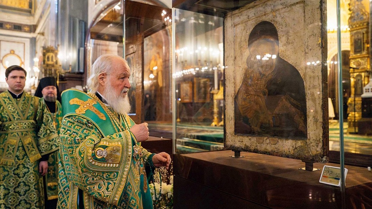 Патриарх рассказал, что решение о передаче икон из Третьяковки принял Путин