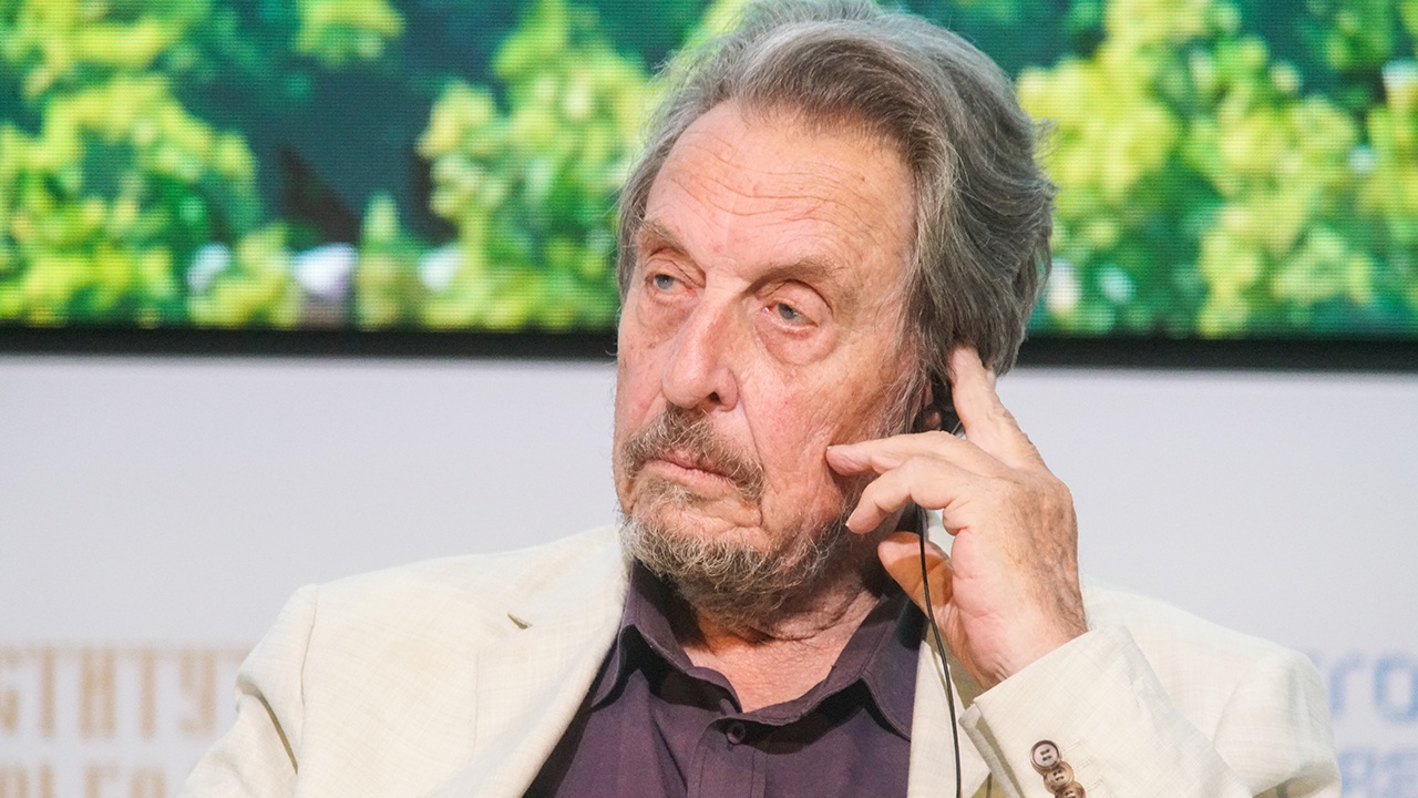 Отец Маска очаровался красотой россиян 