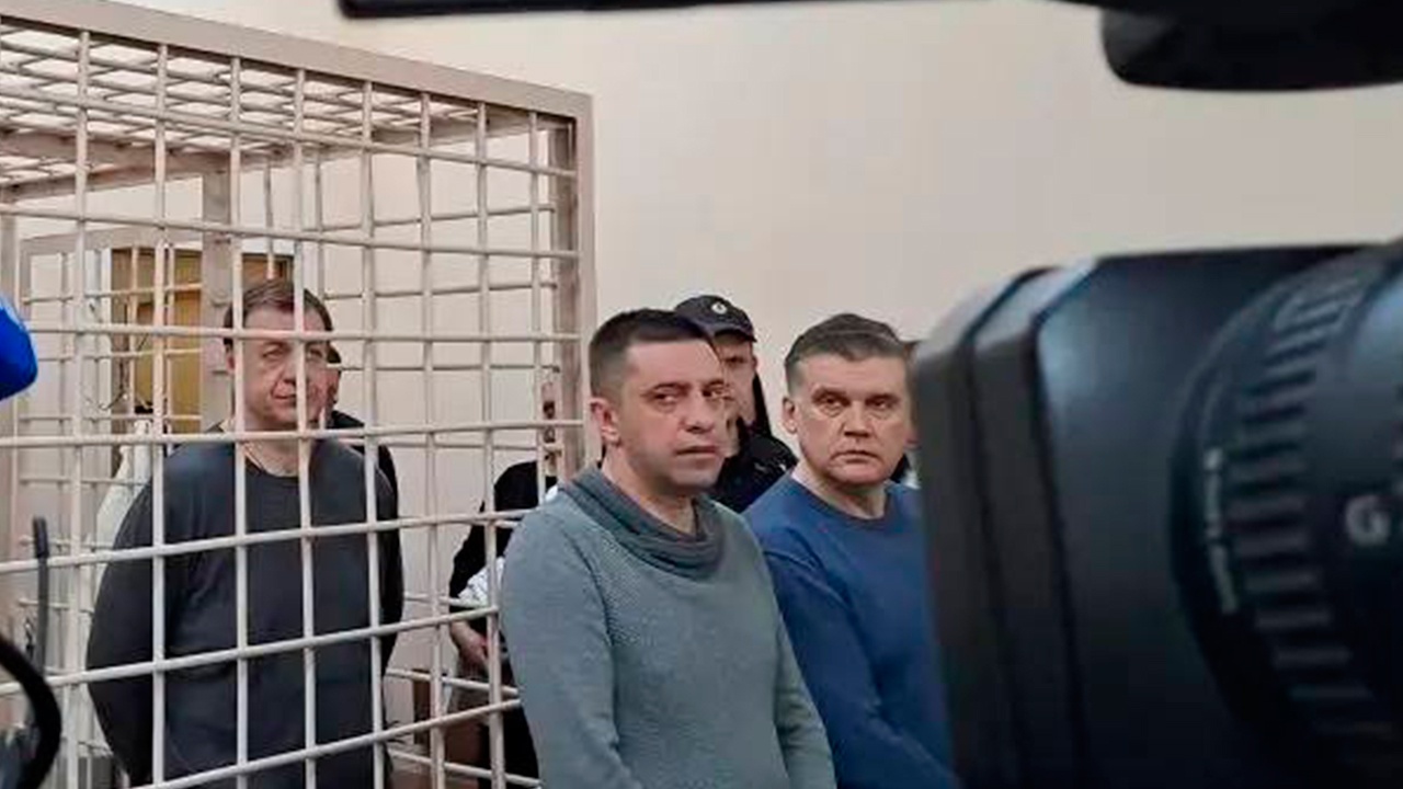 Экс-замгубернатора Курской области Дедова приговорили к 17 годам за взятки