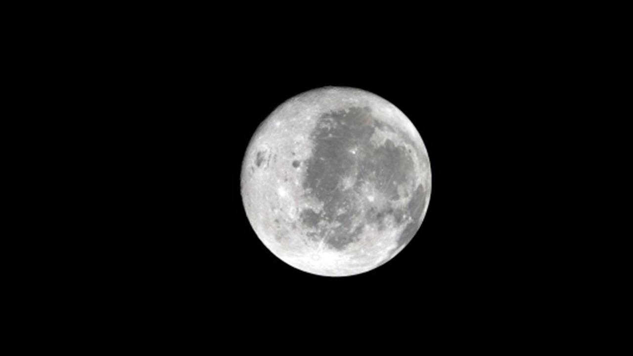 Ученый рассказал, что находится на обратной стороне Луны 