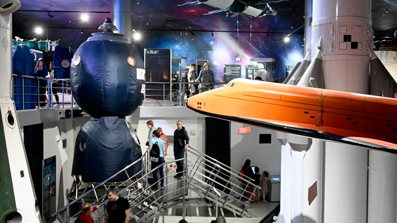 Юрист рассказал о новых уловках мошенников в преддверии Дня космонавтики    