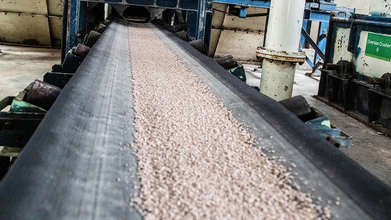 Таиланд закупит два млн тонн удобрений из РФ для борьбы с дефицитом