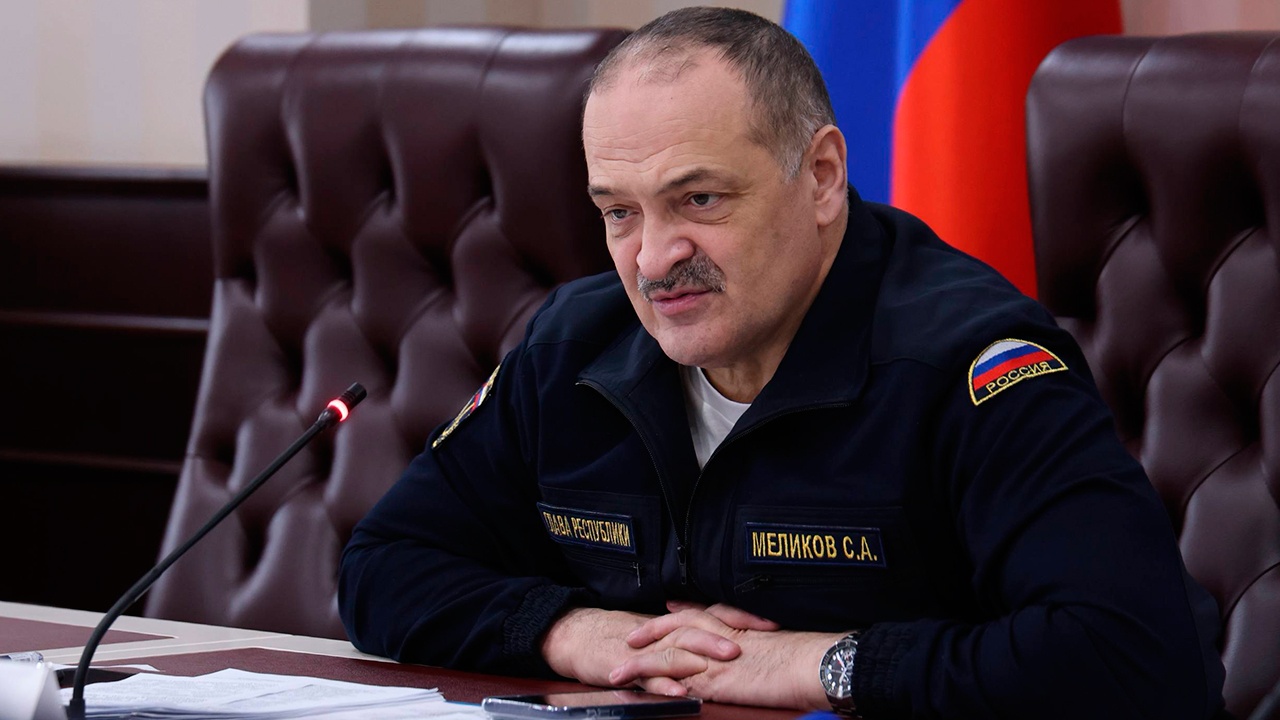 Глава Дагестана ответил на слухи об отставке цитатой из фильма