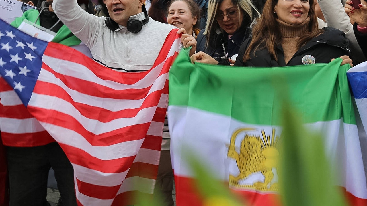 Tansim: в состав делегации Ирана на переговорах с США вошел 71 человек