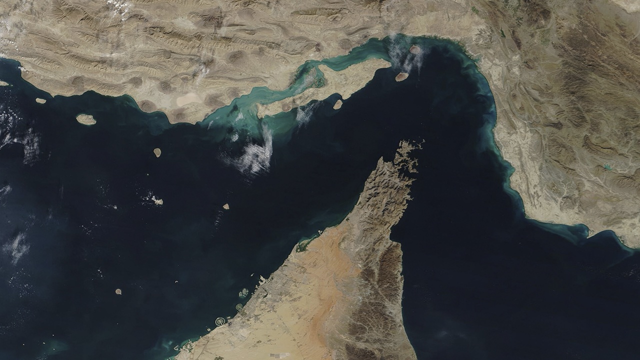 Переговоры США и Ирана застопорились из-за Ормузского пролива