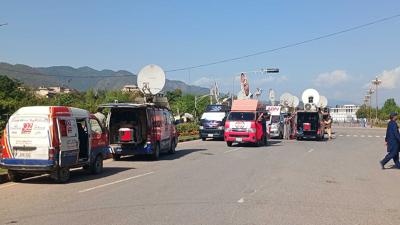 Переговоры США и Ирана продолжатся в воскресенье 