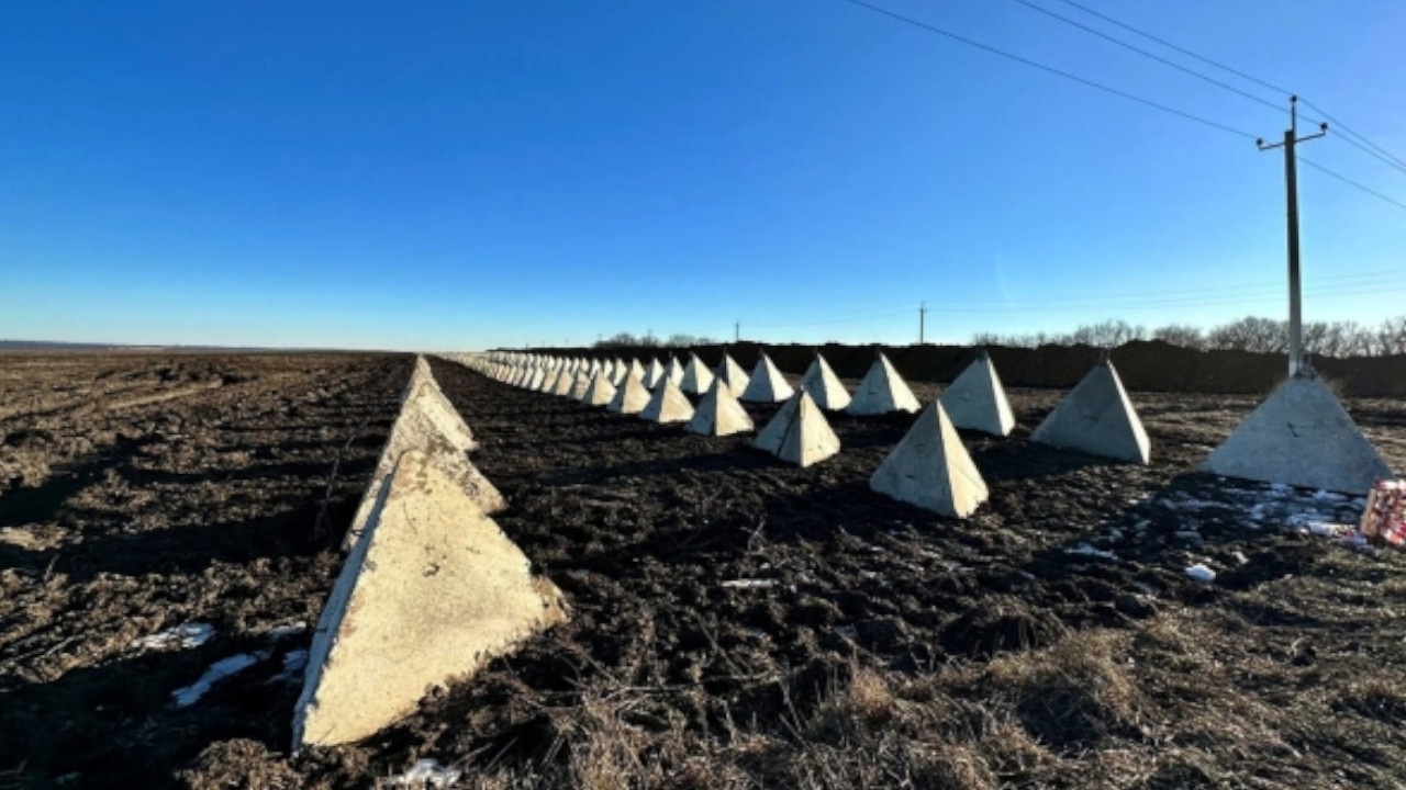 Песков: территориальные разногласия РФ и Киева заключаются «в считанных километрах»