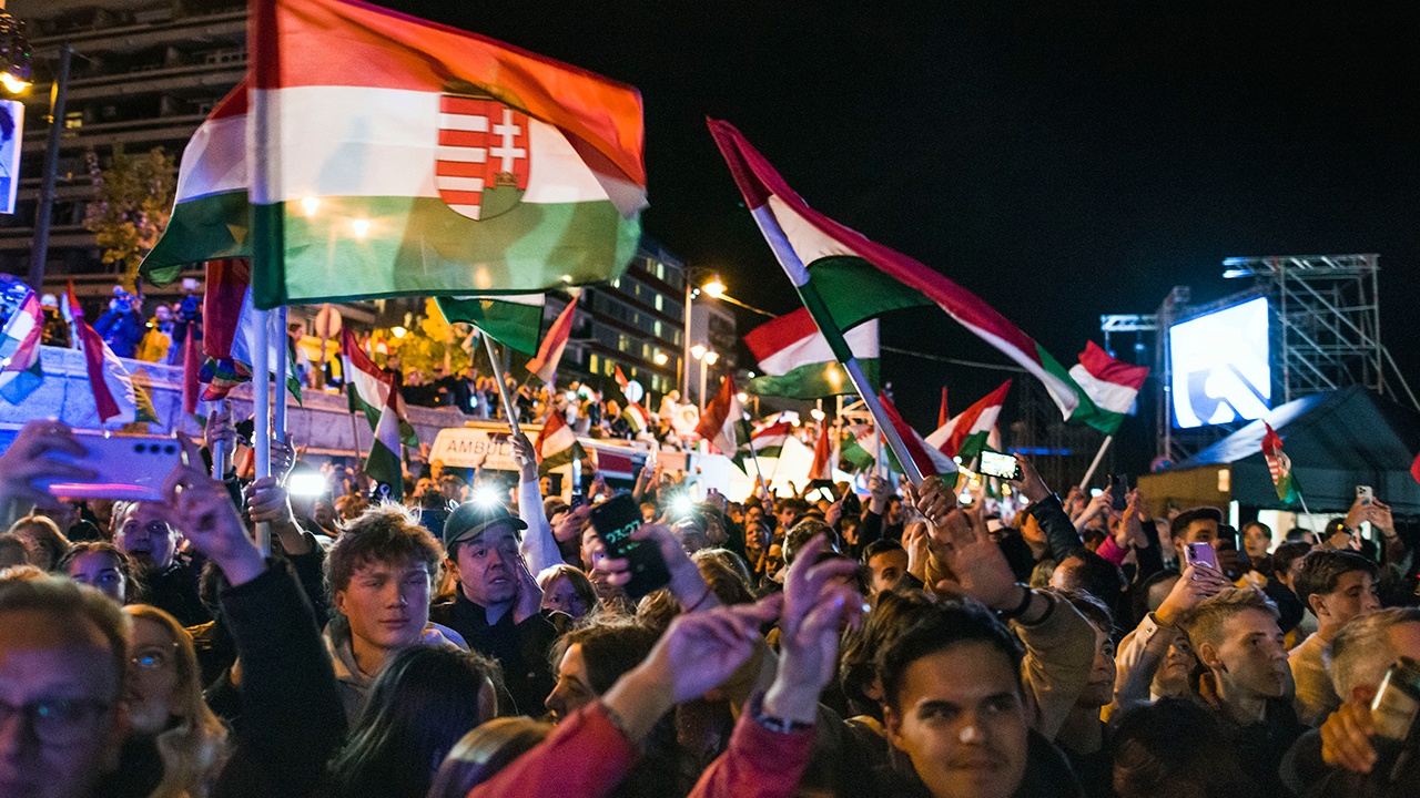 Politico: надежды на смену курса Венгрии после выборов преувеличены