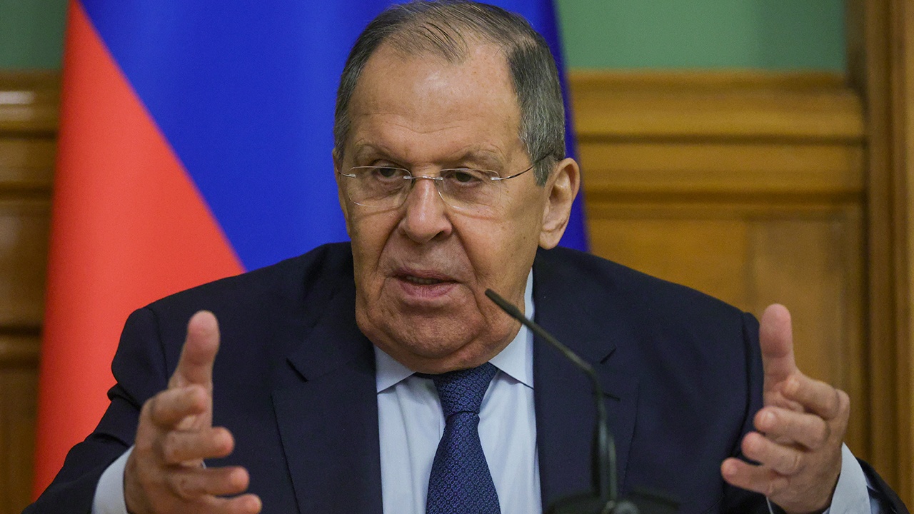 Лавров обсудил с главой МИД Саудовской Аравии ситуацию в Ормузском проливе