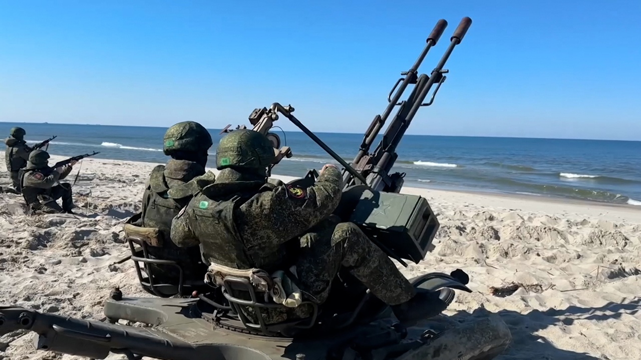 Военнослужащие Балтийского флота отработали стрельбу по БПЛА