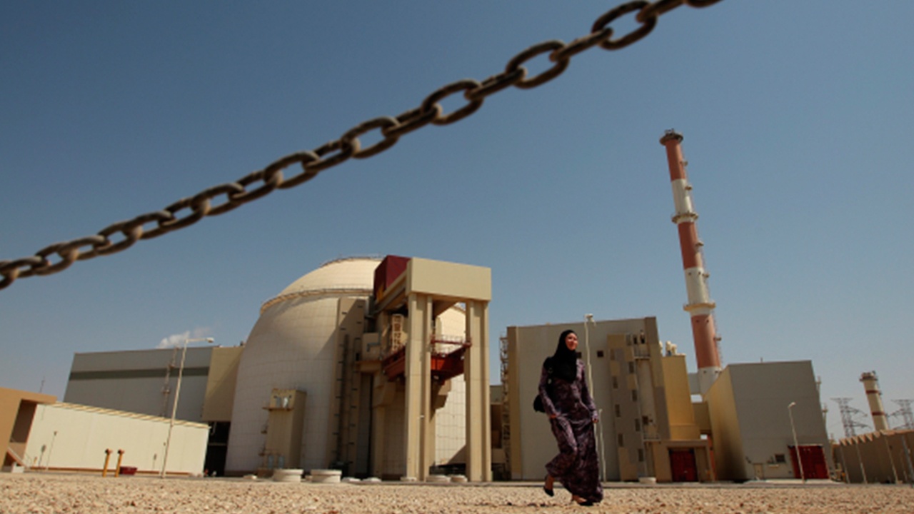 В РФ через Армению вернулись еще 94 сотрудника АЭС «Бушер»