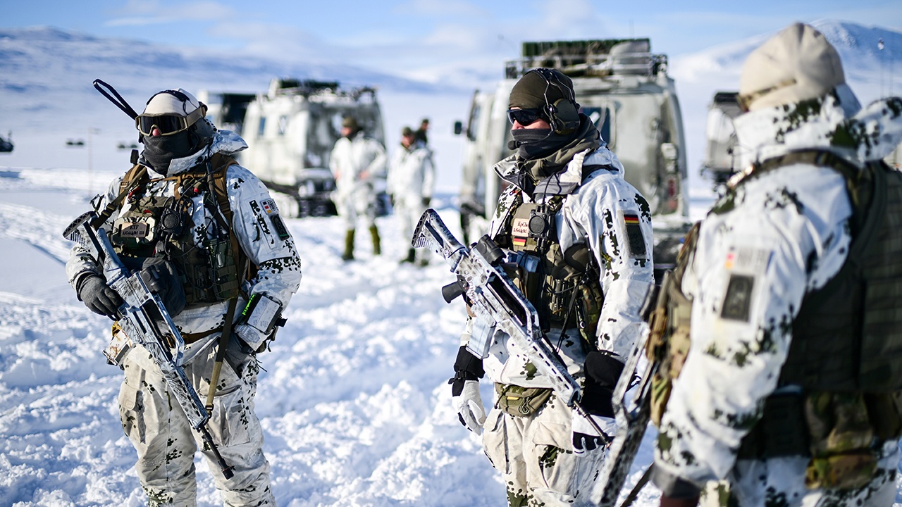 WSJ: ЕС и Канада обсуждают создание «европейского НАТО»