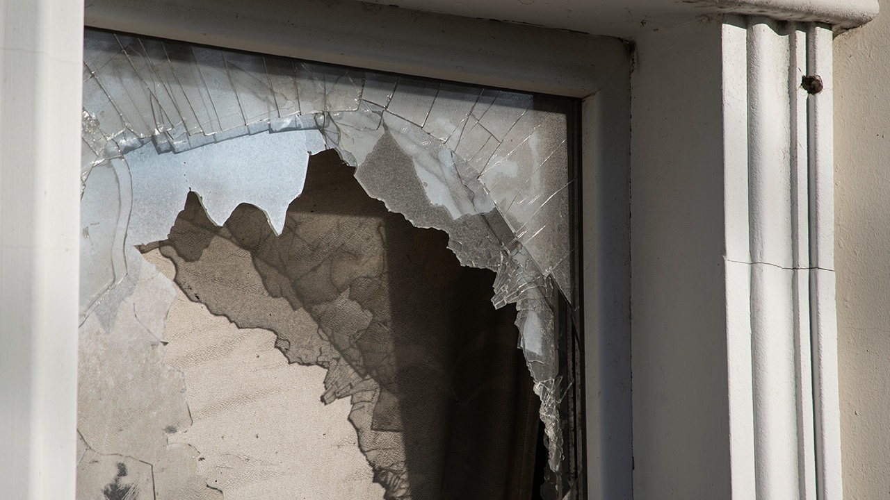 В роддоме в Самарской области выбило стекла после падения БПЛА