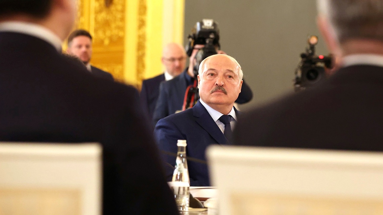Лукашенко назвал временщиками Трампа, Мерца и Макрона