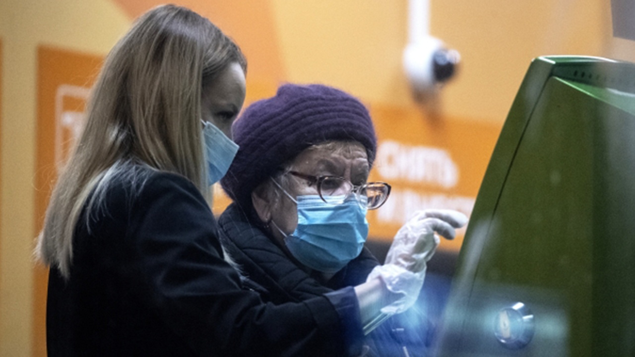 Россиянам напомнили о возможности увеличить количество пенсионных баллов