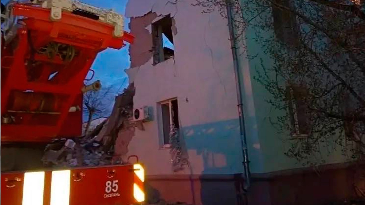 В Сызрани после атаки дронов ввели режим ЧС