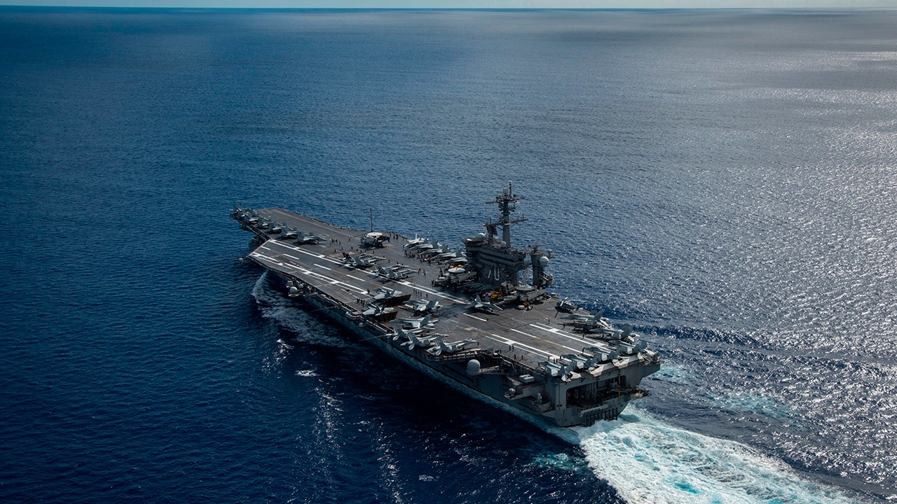 Фелан покинул пост министра военного флота Америки