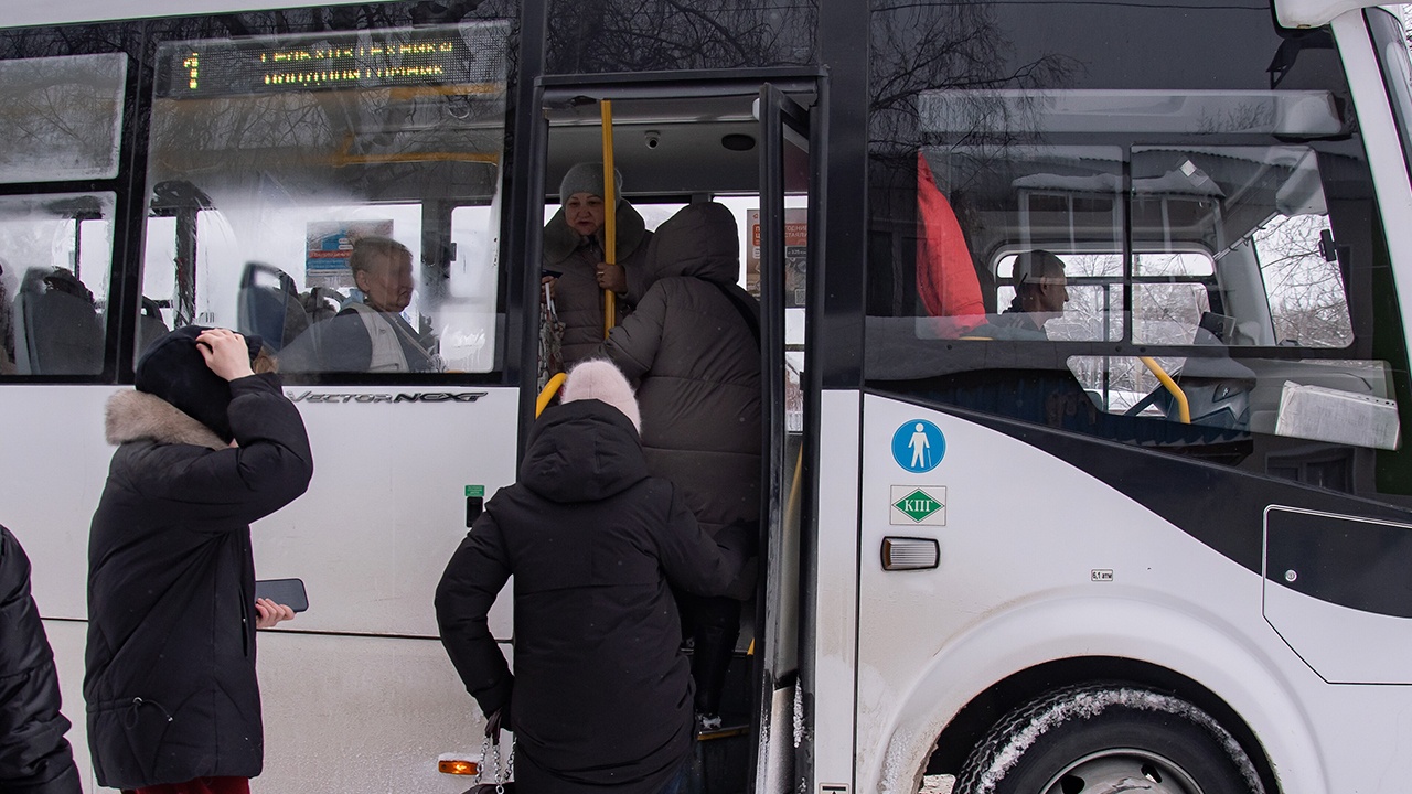 Пять человек ранены при ударе ВСУ по автобусу в Брянской области
