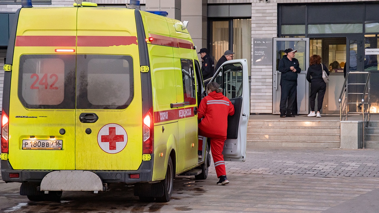 Из-за ударов Киева по ДНР погибла женщина и еще девять человек пострадали