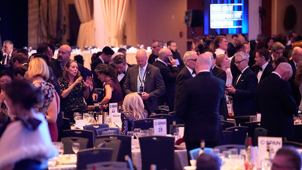 NYP: гости ужина в Белом доме забрали с собой алкоголь во время эвакуации