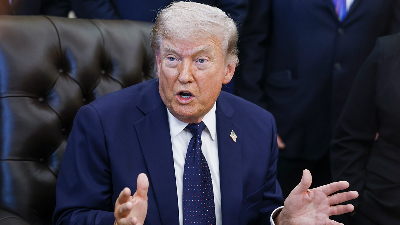 Трамп: Украина потерпела поражение в военном плане