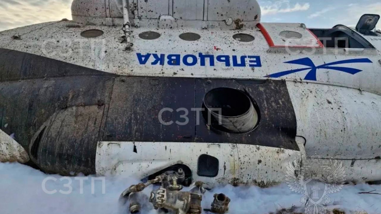 Десять человек пострадали при жесткой посадке МИ-8Т с вахтовиками в Коми