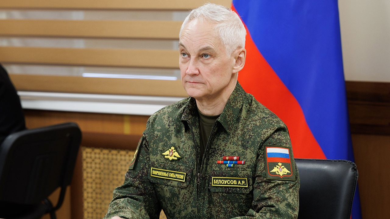 Белоусов поздравил 423-й полк с освобождением Боровой