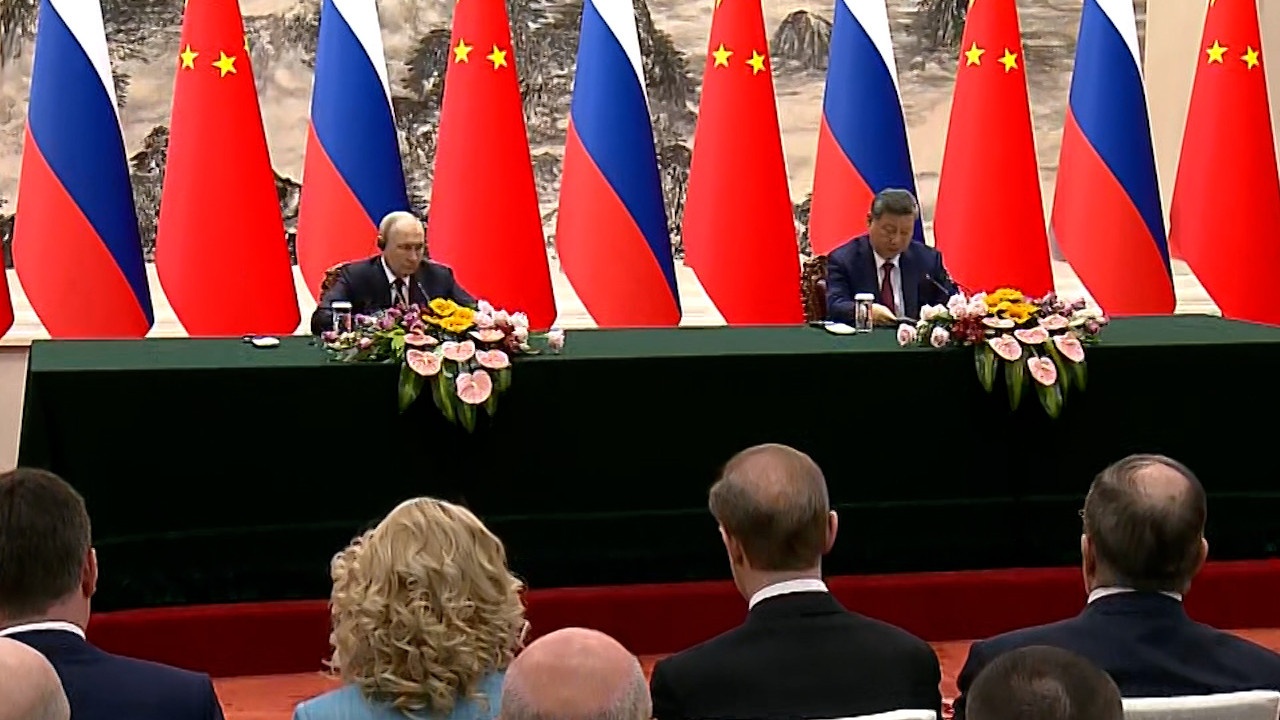 Путин назвал образцовыми отношения России и Китая
