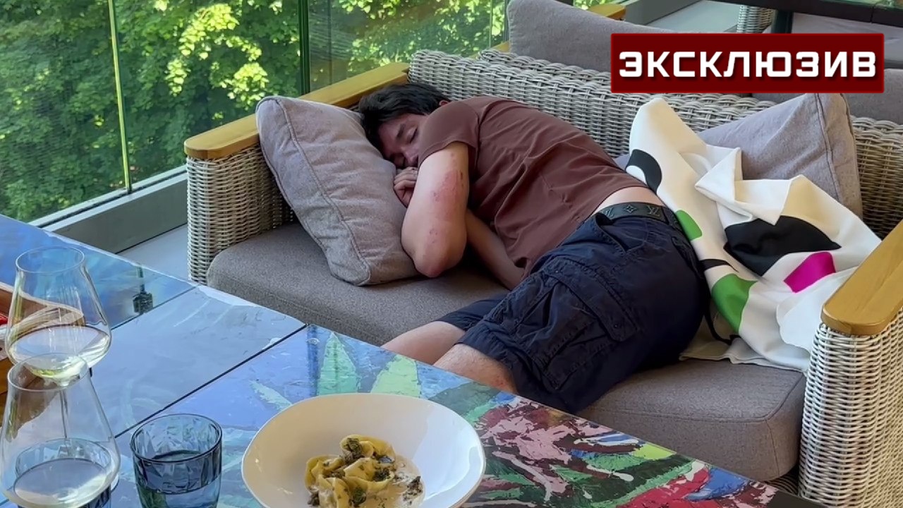 Пьяный сын нижегородского бизнесмена устроил массовое ДТП и лег спать в кафе