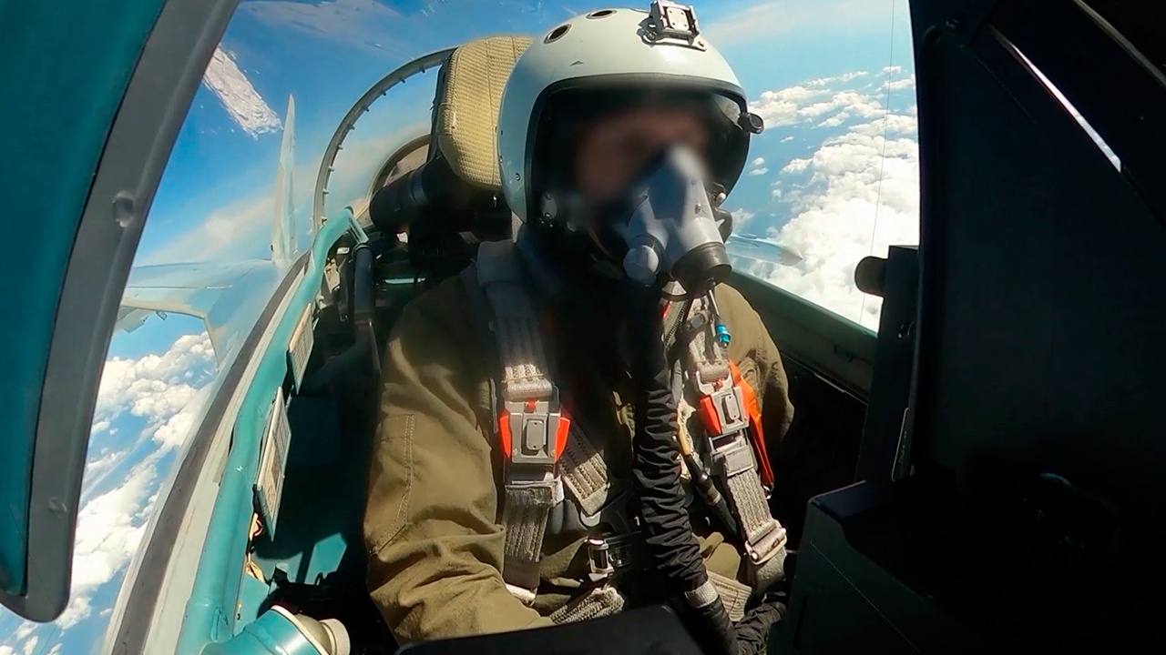 Экипаж Су-35С прикрыл авиацию в зоне ответственности ГрВ «Восток»
