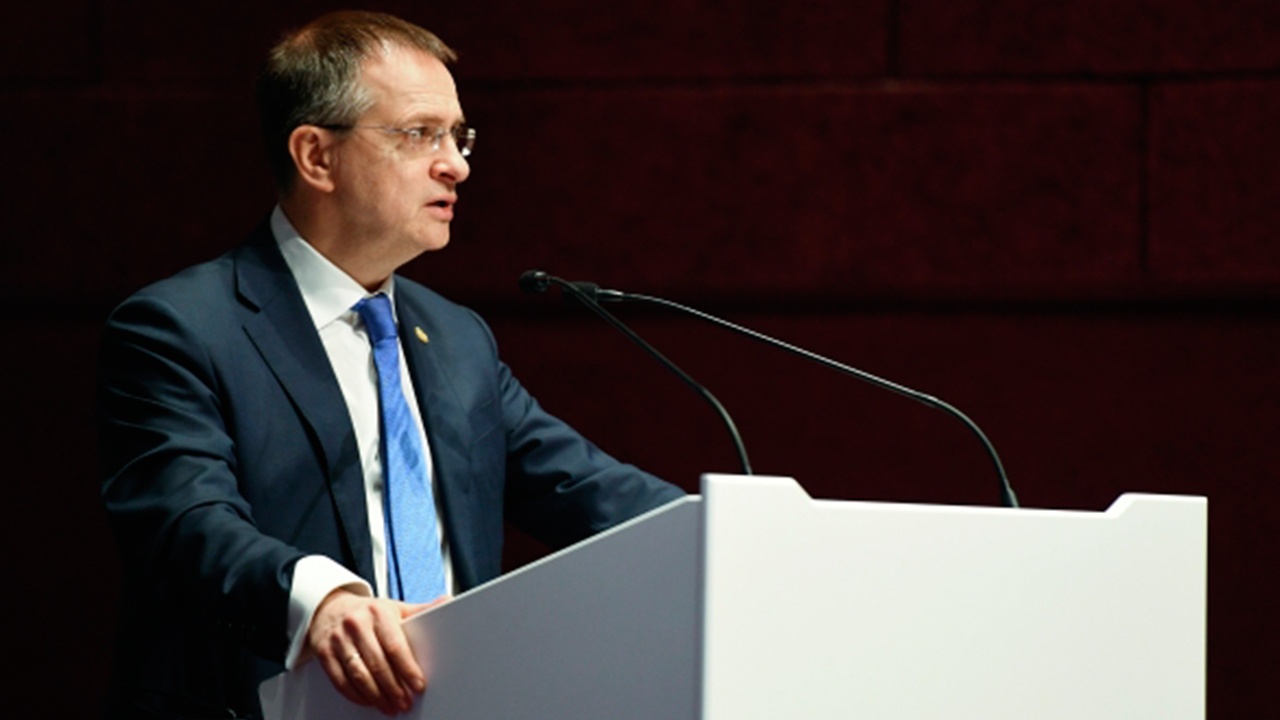 Мединский назвал представителей Латвии и Дании в ООН выродками
