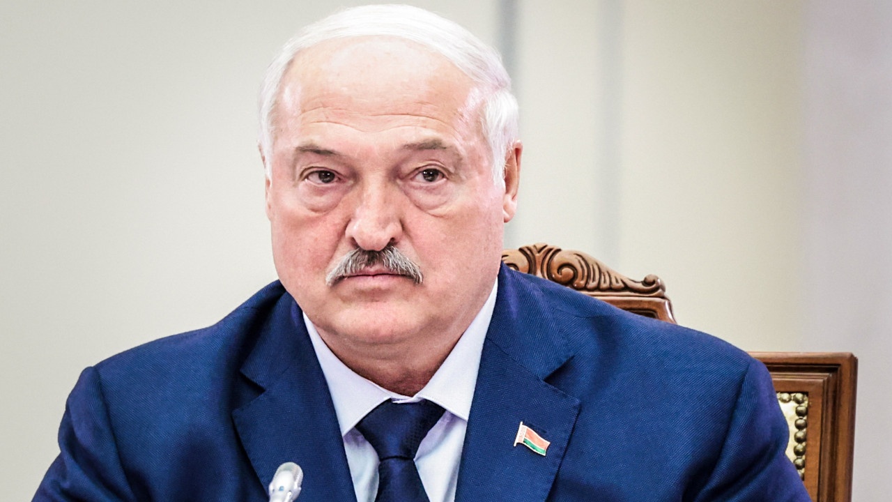 Лукашенко провел телефонный разговор с Макроном