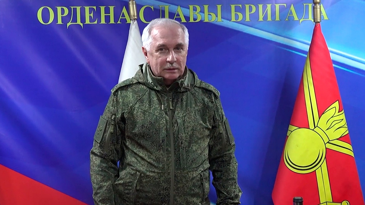 Горемыкин вручил награды военнослужащим группировки войск «Южная»