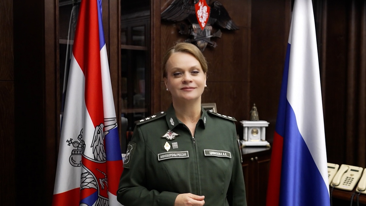 Цивилева обратилась к воспитанницам Пансиона МО РФ в честь последнего звонка