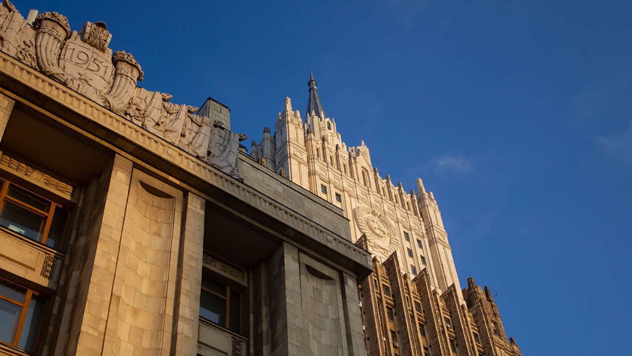 Чешский дипломат приехал в МИД на фоне задержания митрополита Илариона