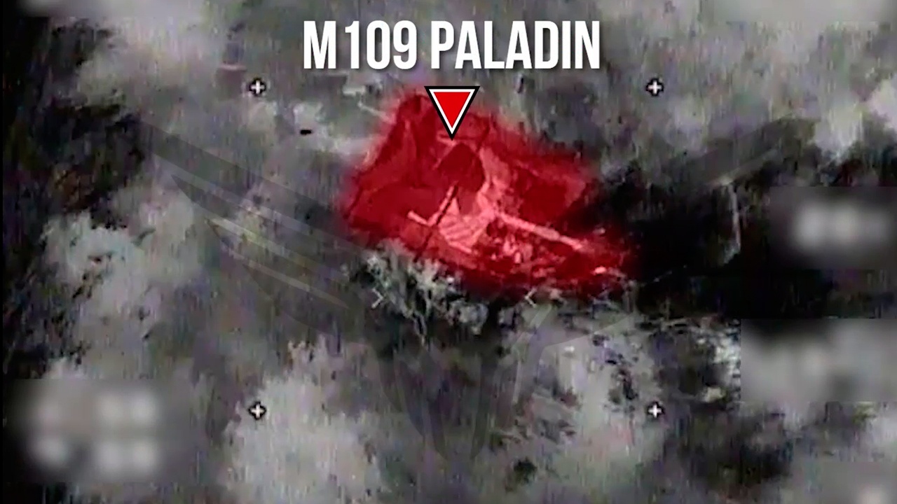 Российские дроноводы поразили самоходку Paladin в зоне СВО 