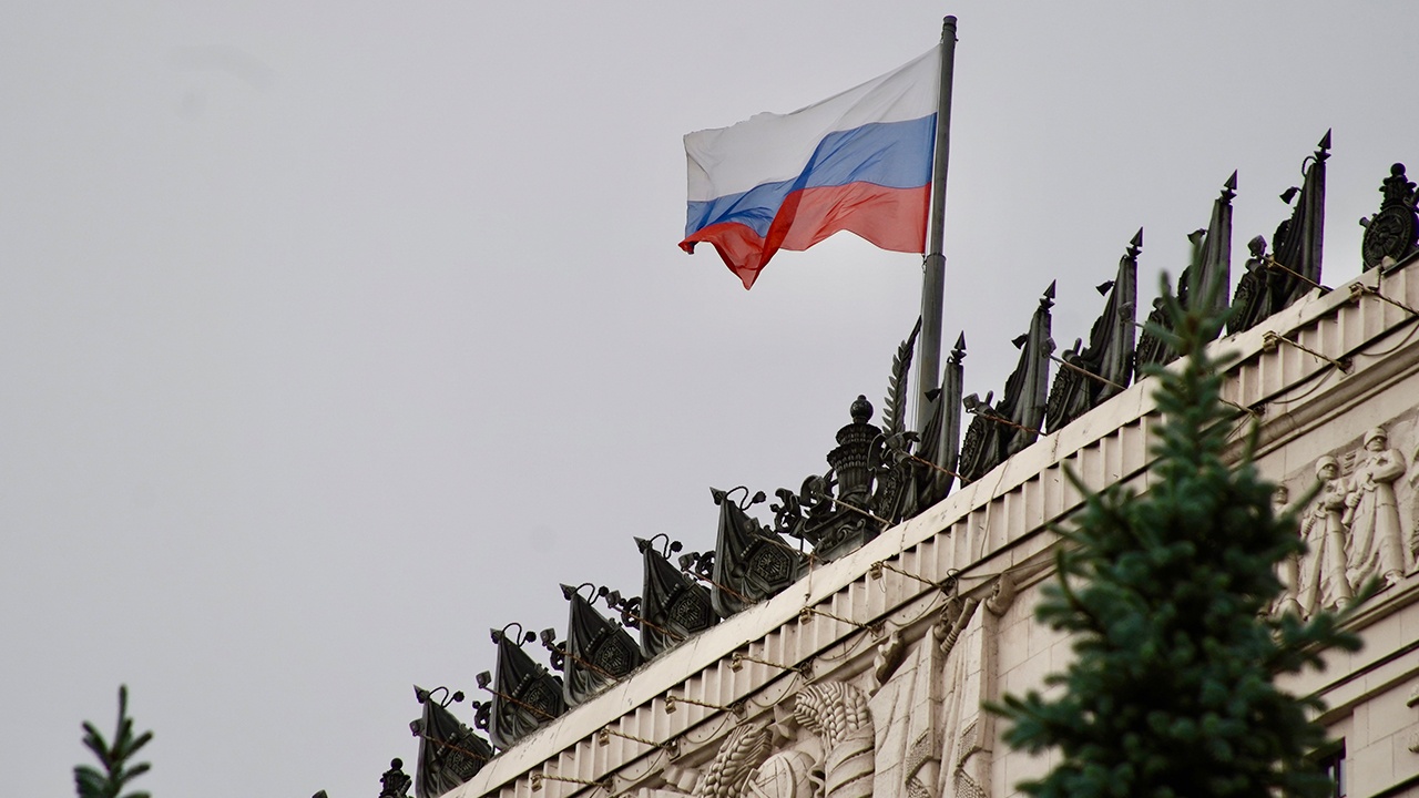 МО РФ сообщило о возвращении 185 российских военнослужащих  